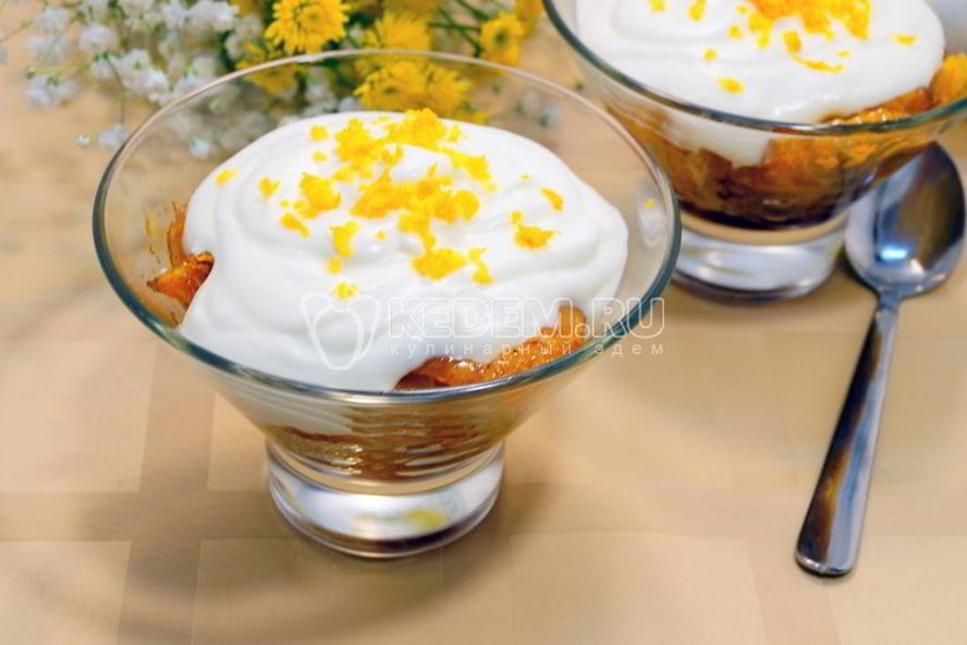 Рецепт десерта из апельсинов с взбитыми сливками