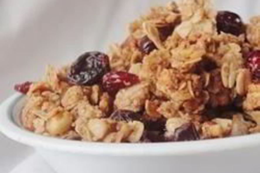 Рецепт гранолы с отрубямей и изюмома