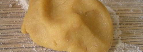 конфеты из марципана с орехом макадамия. Шаг 2