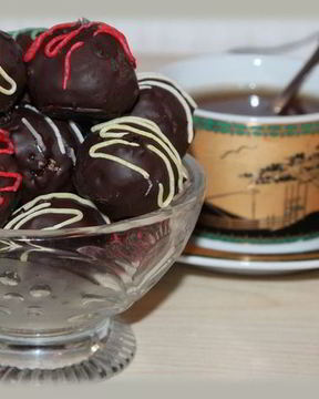 Конфеты Ореховый микс с клюквой