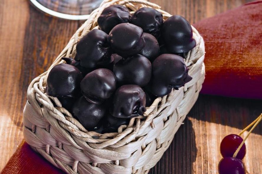 Рецепт конфет шоколадная вишня в коньяке