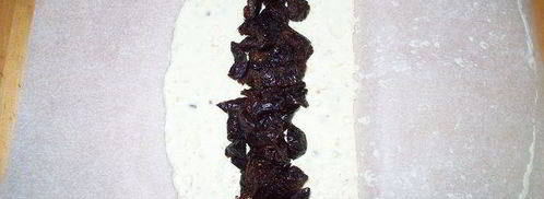 конфеты треугольнички с черносливинкой. Шаг 3