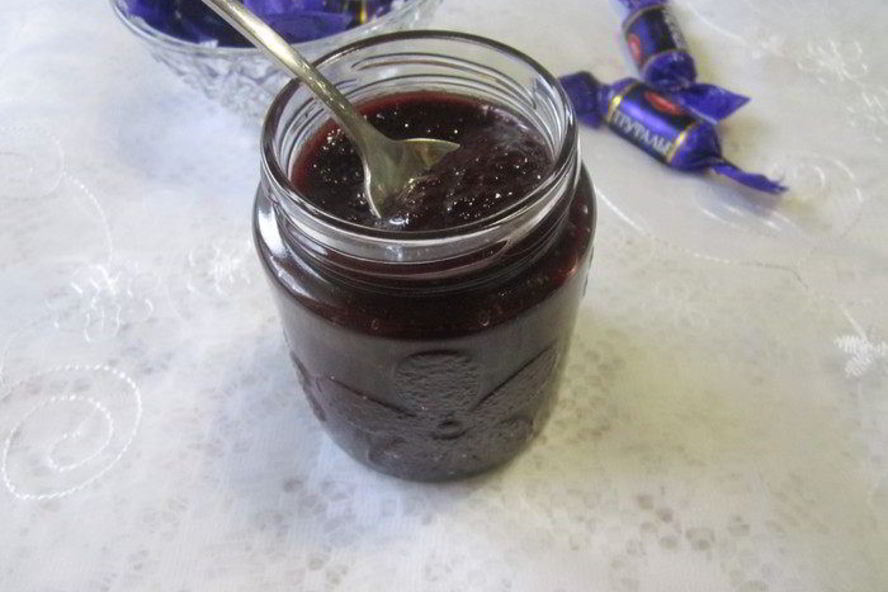 Рецепт сливового джема с трюфельными конфетами