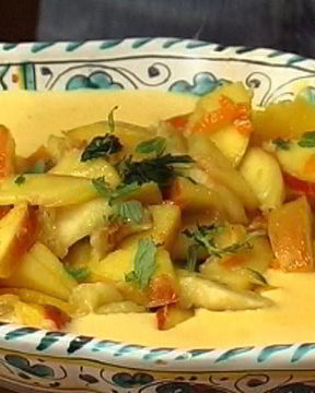 Фрукты в ванильном креме