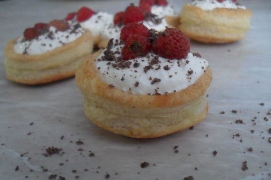 Рецепт гнездышек с творожным кремом