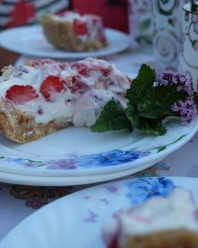 Летний ягодный десерт без выпечки