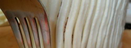 мини-торты с розами, малиновым желе и сливочным кремом. Шаг 20