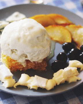 Мороженое с медом и горгонзолой