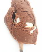 Шоколадное мороженое с опаленными маршмэллоу