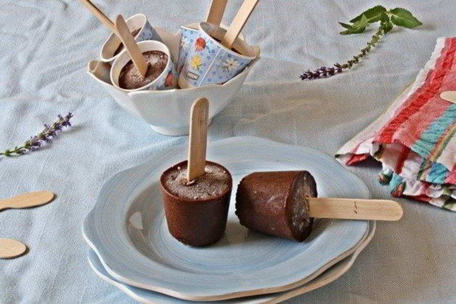 Рецепт шоколадного мороженого с цукини без сахара