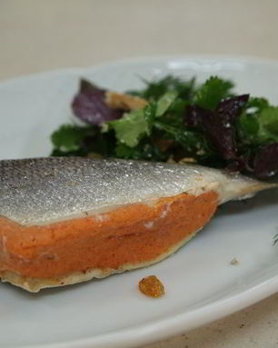 Дорада с муссом из печеных перцев