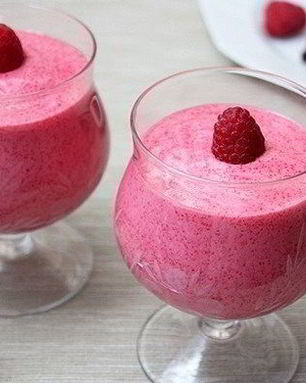 Клюквенный мусс с манкой