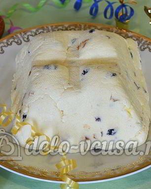 Пасха с изюмом и курагой