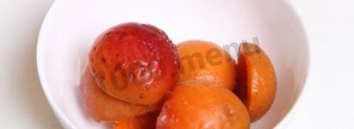 пасхальные булочки с кремом и абрикосами. Шаг 3