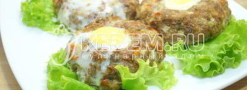 пасхальные мясные колечки с яйцом. Шаг 10