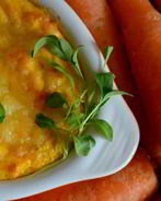 Морковно-творожное суфле с молодой рукколой