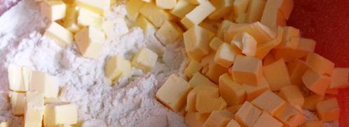 сладкий киш с творожным суфле и абрикосами. Шаг 3