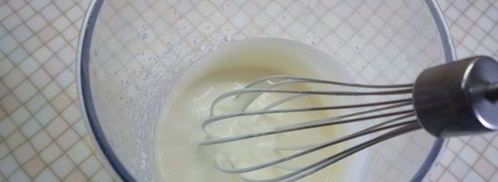 сливочно-вишневое суфле с творогом и шоколадом. Шаг 2