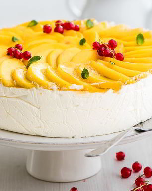 Торт-суфле с персиками