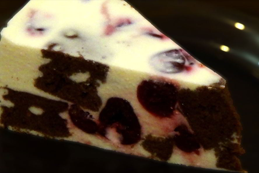 Рецепт торта-суфле с творогом и вишнями
