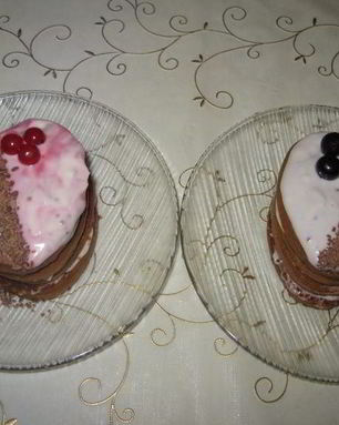 Тирамису Для Двоих, с красной и черной смородиной