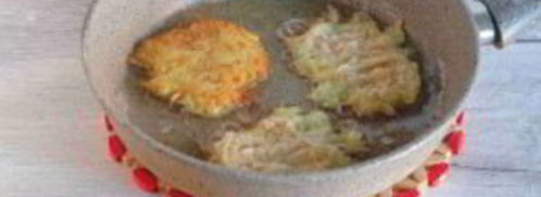 драники из картофеля, кабачка и яблока. Шаг 4