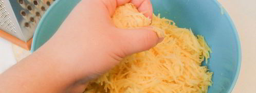 драники с чесноком. Шаг 3