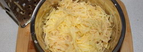 очень вкусные драники. Шаг 2