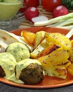 Фрикадельки из баклажана и белой фасоли