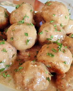 Фрикадельки из фарша индейки с подливой