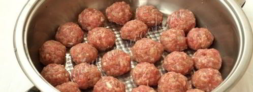 фрикадельки в сметанном соусе. Шаг 4