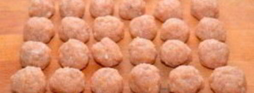 куриные фрикадельки в ароматном томатном соусе. Шаг 6