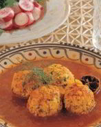 Куриные фрикадельки в томатном соусе с шафраном