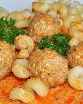 Мясные фрикадельки с сырной начинкой