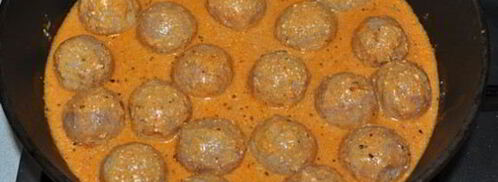 мясные фрикадельки с сырной начинкой. Шаг 4