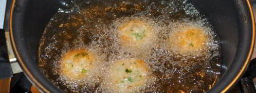 рыбные фрикадельки во фритюре. Шаг 4