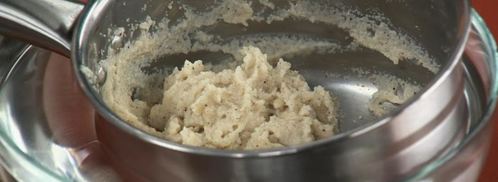 скандинавские фрикадельки с брусничным соусом и пикантным пюре. Шаг 2