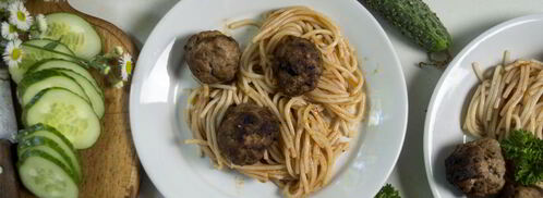 спагетти с фрикадельками в соусе. Шаг 8