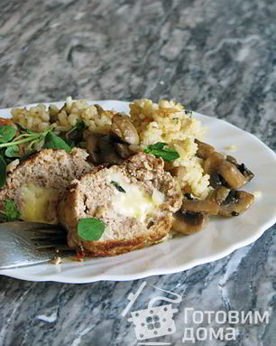 Сырные фрикадельки с грибным рисом