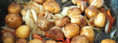 гарнир из молодого картофеля в сковороде. Шаг 5