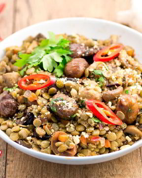 Чечевица с грибами и каштанами