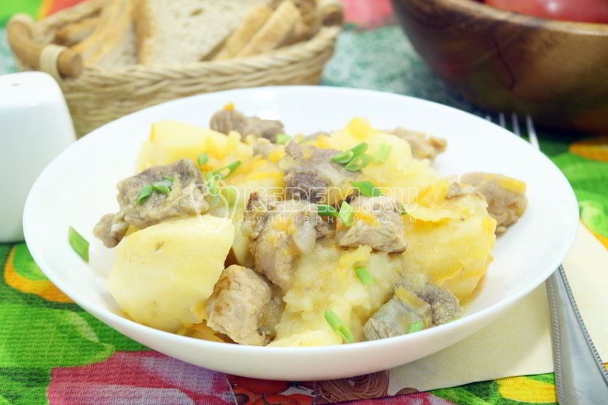 Рецепт картофеля с мясом в мультиварке