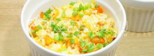 рис с овощами на сковороде. Шаг 8