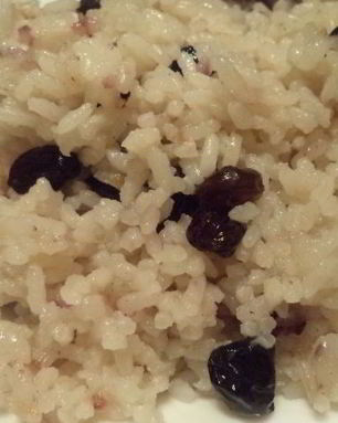 Сладкий рис с изюмом