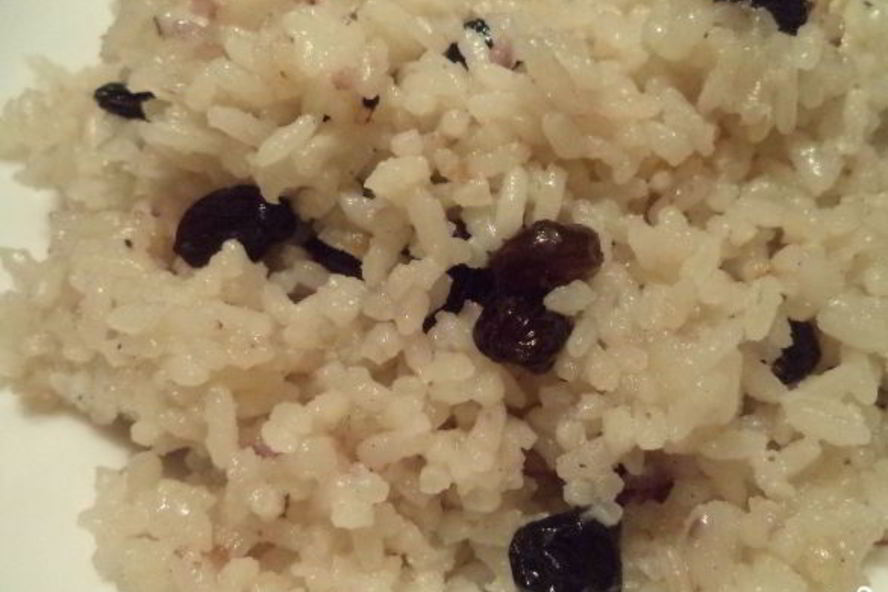 Рецепт сладкого риса с изюмом