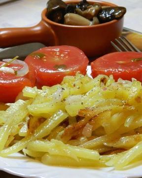 Жареная картошка с салом