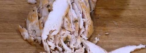 жареный рис с креветками и курицей, заправленный по-восточному. Шаг 2