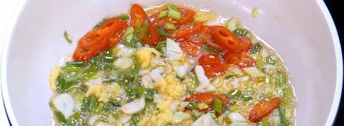 жареный рис с креветками и курицей, заправленный по-восточному. Шаг 7