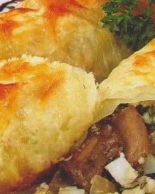 Домашние голубцы с яйцом и грибами