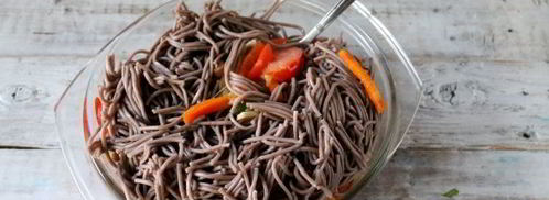 гречневая лапша с курицей и овощами. Шаг 16